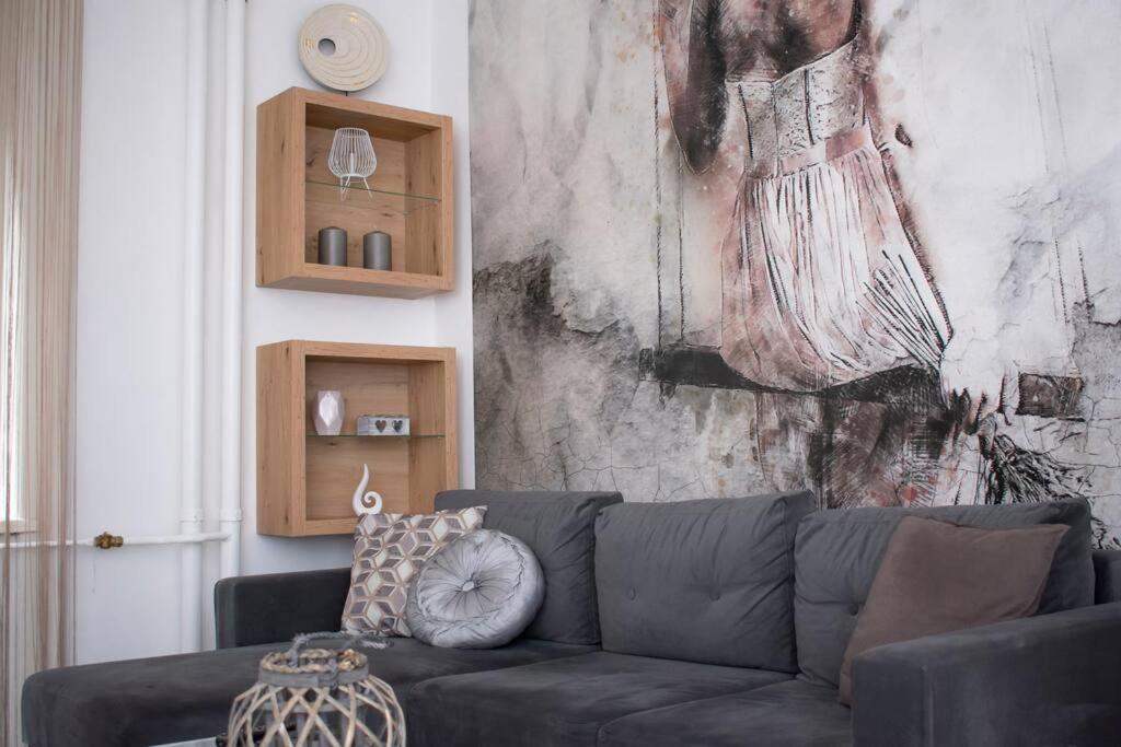 Elegant Stylish Modern Downtown Home Next 2 Danube Budapest Eksteriør billede